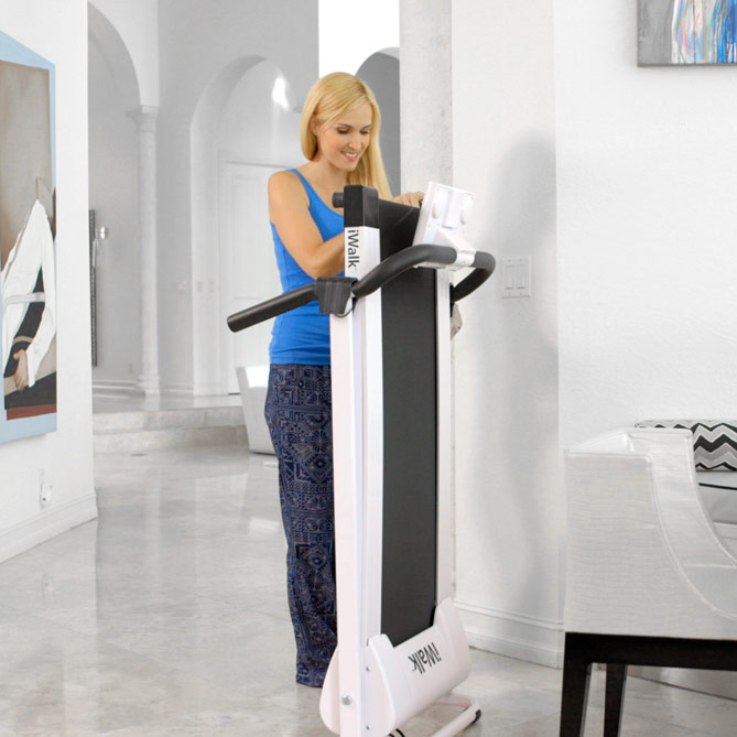Cinta de andar y correr iWALK: Se pliega fácilmente